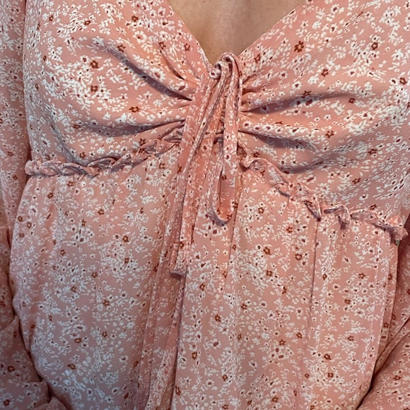 Forever 21 size Large flowy floral - Picture 8 of 9